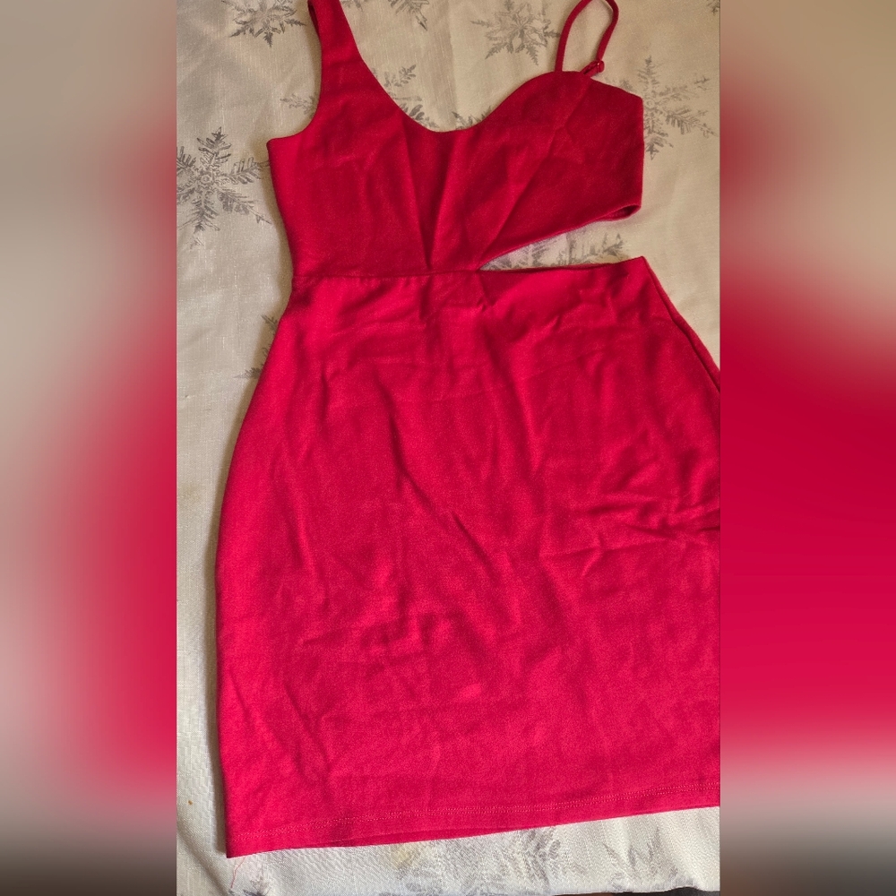 h:ours Vibrant Pink Asymmetrical Dress